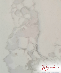 Quartzo Calacatta Gold